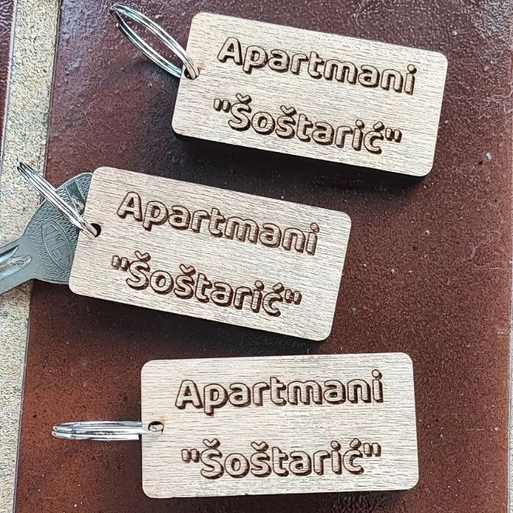 Laserom graviran personalizirani privjesak - Apartman